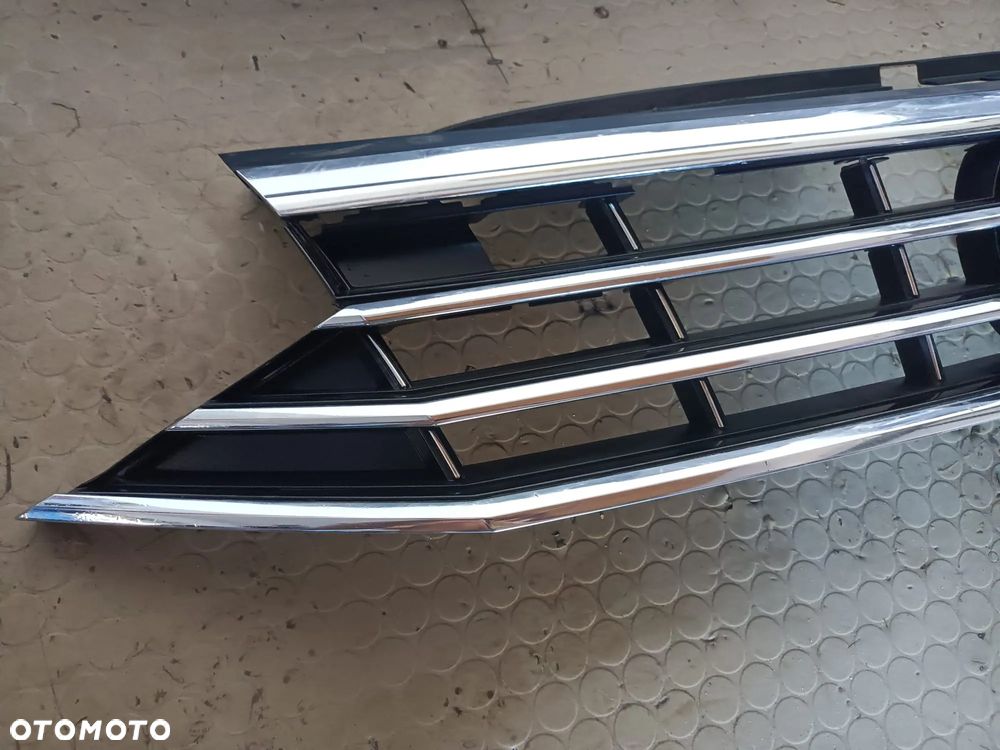 3G0853651CD grill atrapa rline LIFT VW Passat B8 czesci - 3