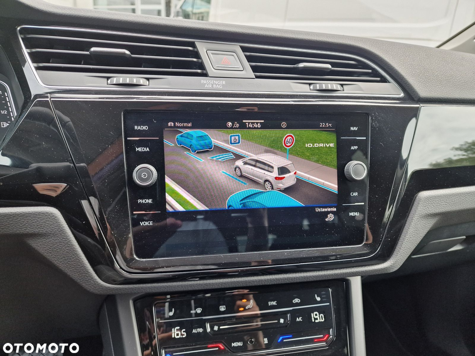 Volkswagen Touran 1.5 TSI EVO Highline DSG - 20