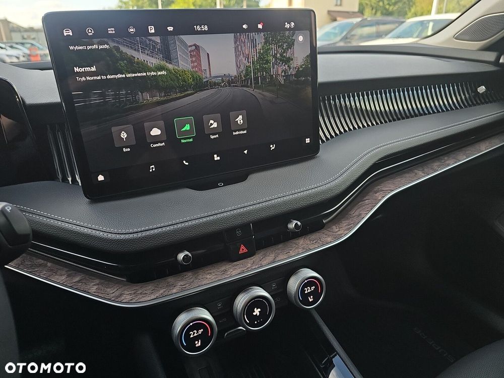 Skoda Superb 2.0 TSI 4x4 L&K DSG - 29