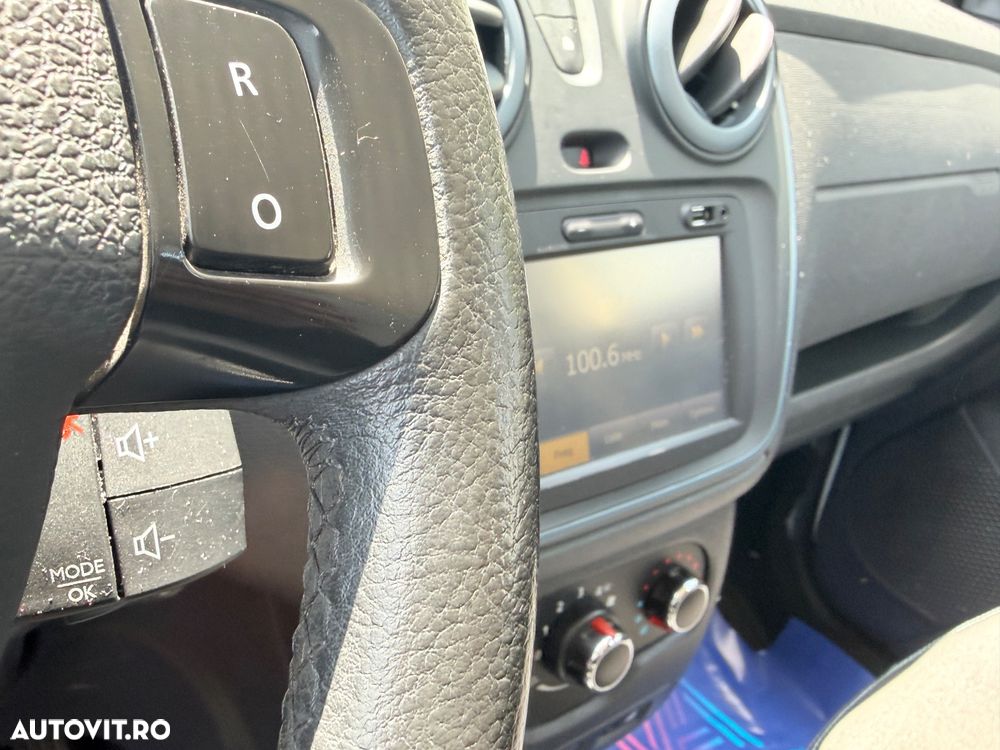 Dacia Lodgy TCe 115 Stepway - 22