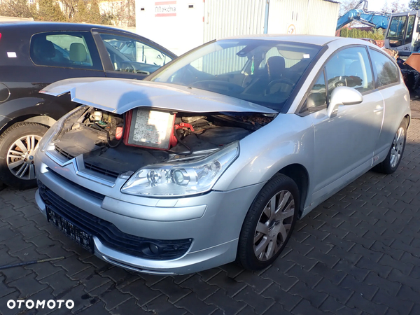 CZĘŚCI - Citroen C4 I 1,6HDI 9HZ 80KW 110KM 5B HB 3D 2004r. lakier EZR INDEX - 7983