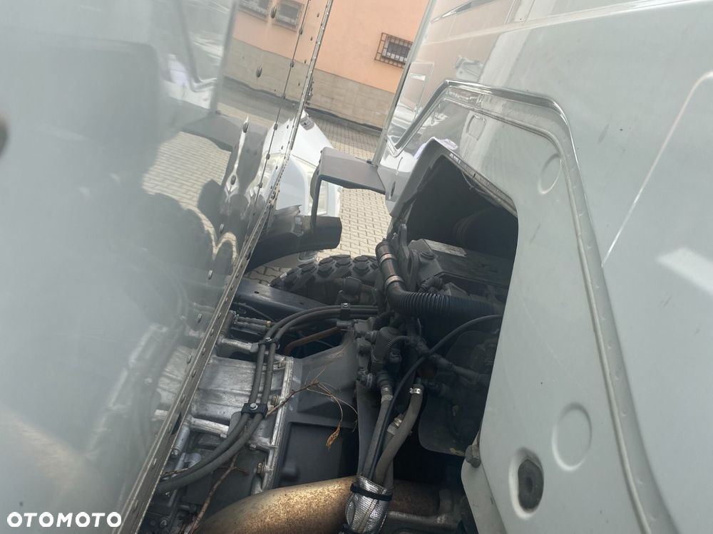 Versalift Atego 1226 Af 4X4 + Pojízdná Dílna - 20