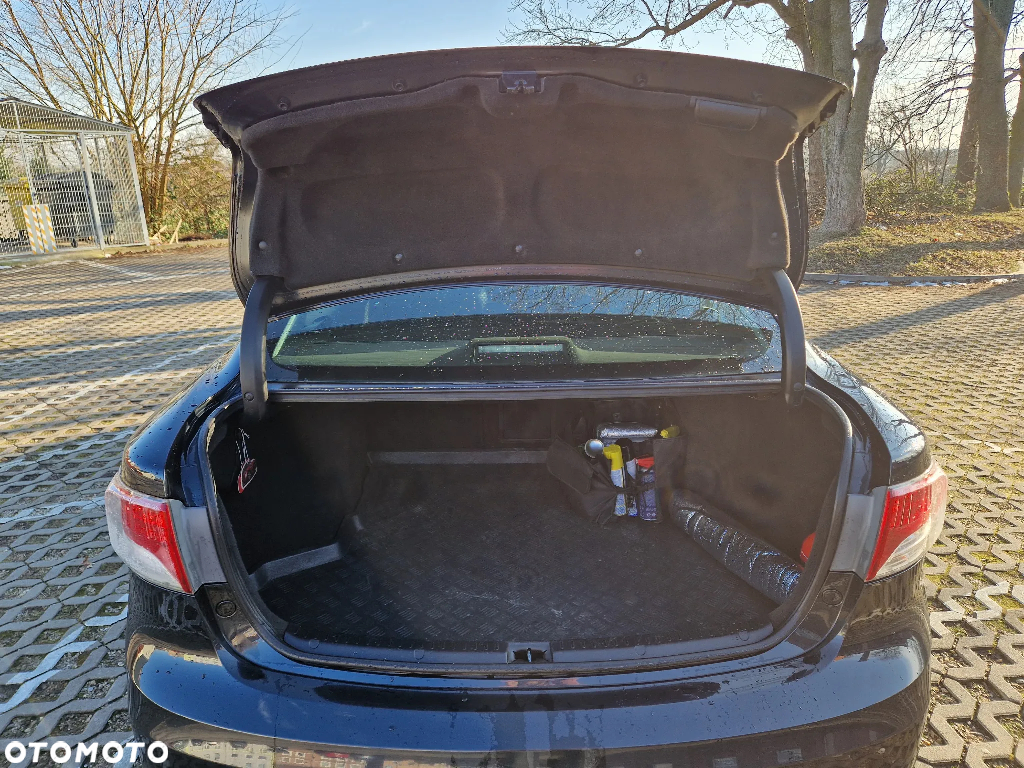 Toyota Avensis 2.0 D-4D Premium - 6