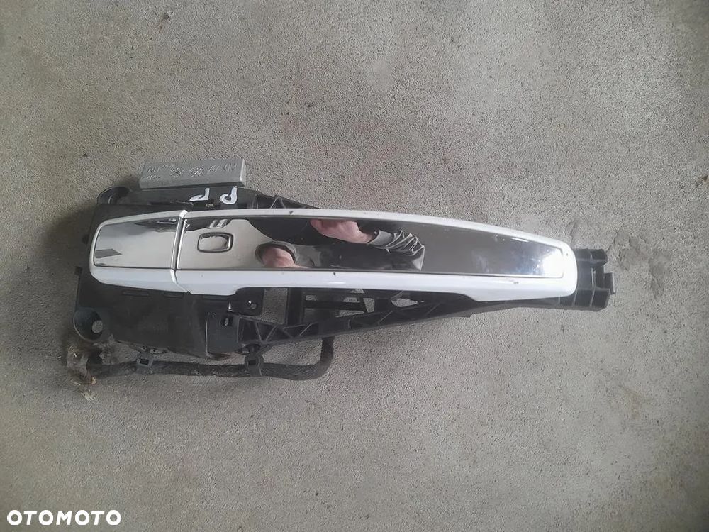 Klamka prawy prawa lewa przód tył Opel Insignia Lift Z40R - 2