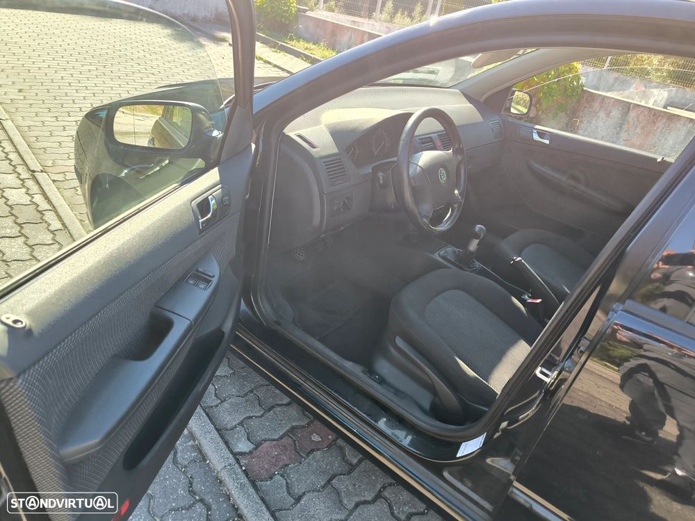 Skoda Fabia Break 1.4 Elegance - 7