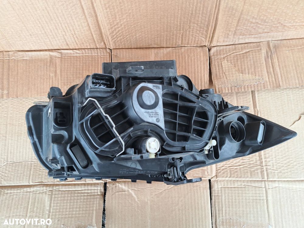 Seria 1 E87 Far stanga dreapta original BMW in stare foarte buna - 6