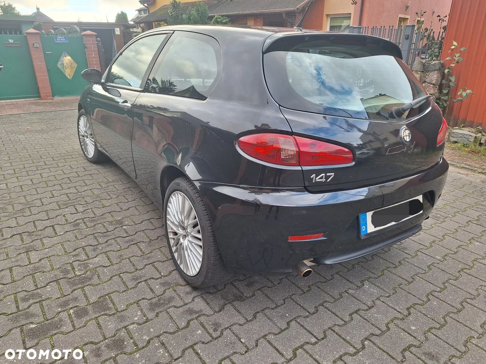 Alfa Romeo 147 - 5