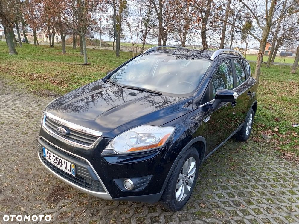 Ford Kuga 2.0 TDCi 2x4 Titanium - 20