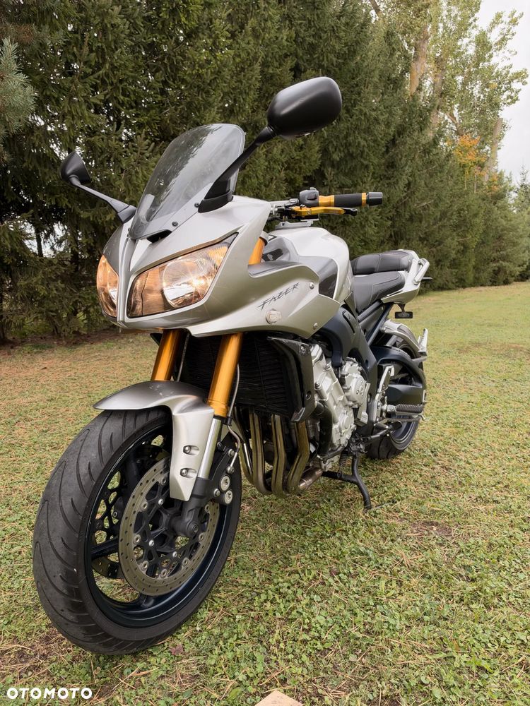 Yamaha FZ - 33