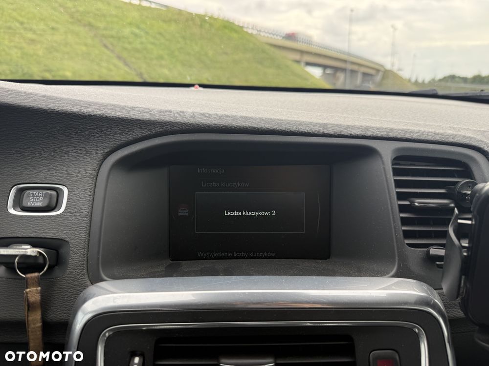 Volvo V60 D6 AWD Plug-in Hybrid Summum - 29