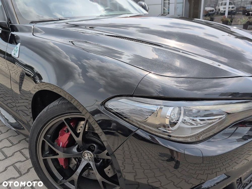 Alfa Romeo Giulia 2.9 Bi Turbo V6 Quadrifoglio - 12
