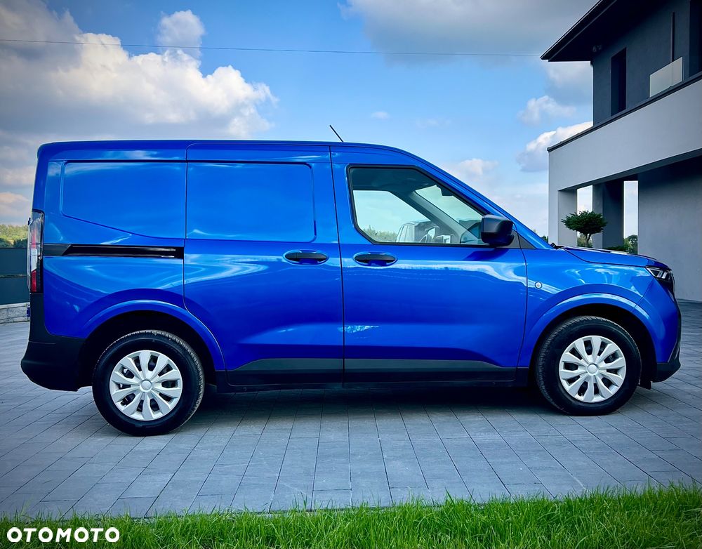 Ford Courier - 7