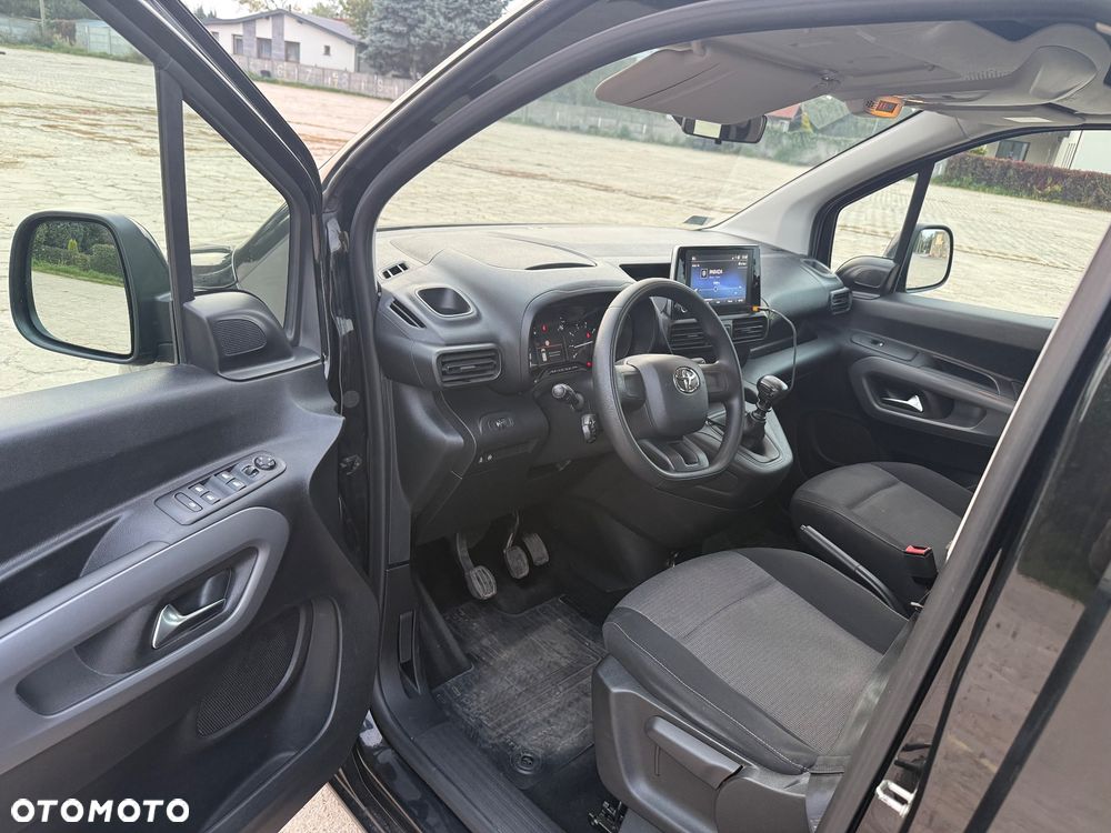 Toyota Proace City Verso Long 1.5 D-4D Business - 18