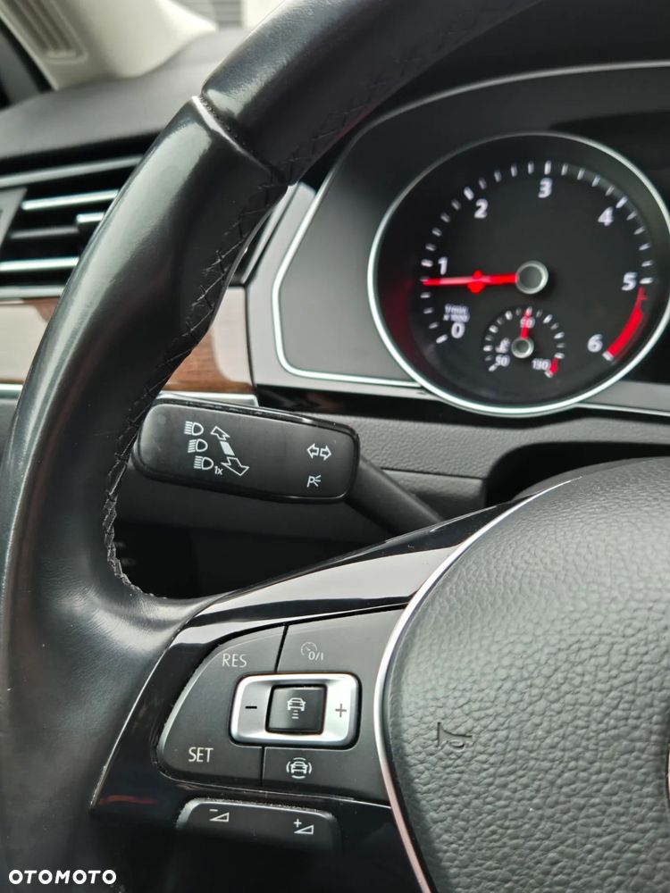 Volkswagen Passat 2.0 TDI BMT Highline - 21
