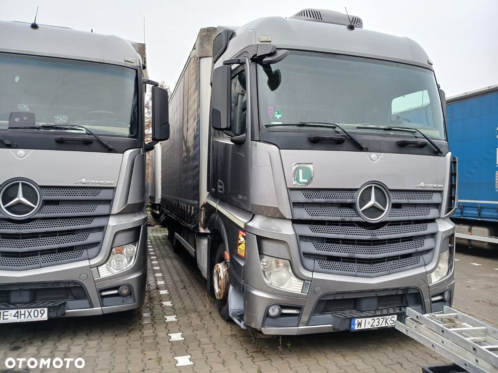 Mercedes-Benz MP4 - 6