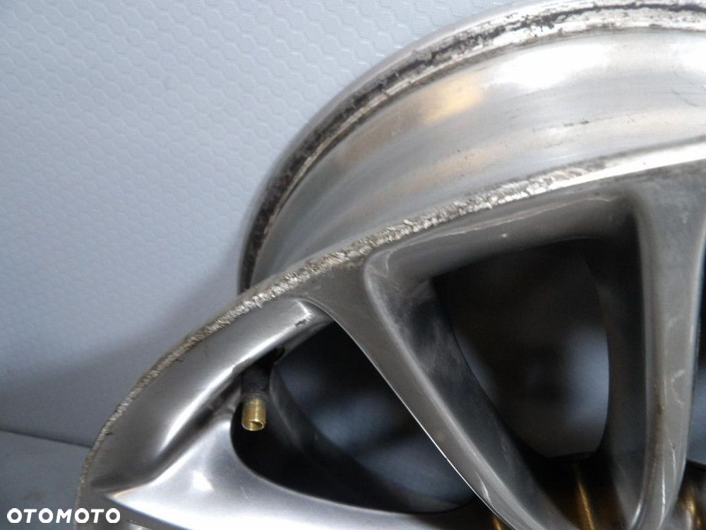 INFINITI G37 FELGI ALUMINIOWE - 3