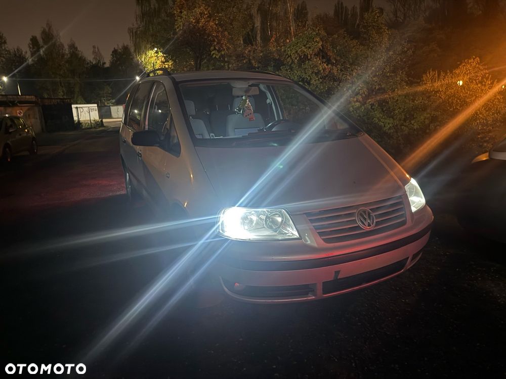 Volkswagen Sharan 1.9 TDI Family - 13