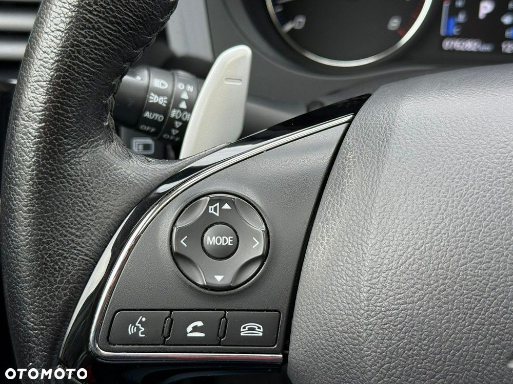 Mitsubishi Outlander - 28