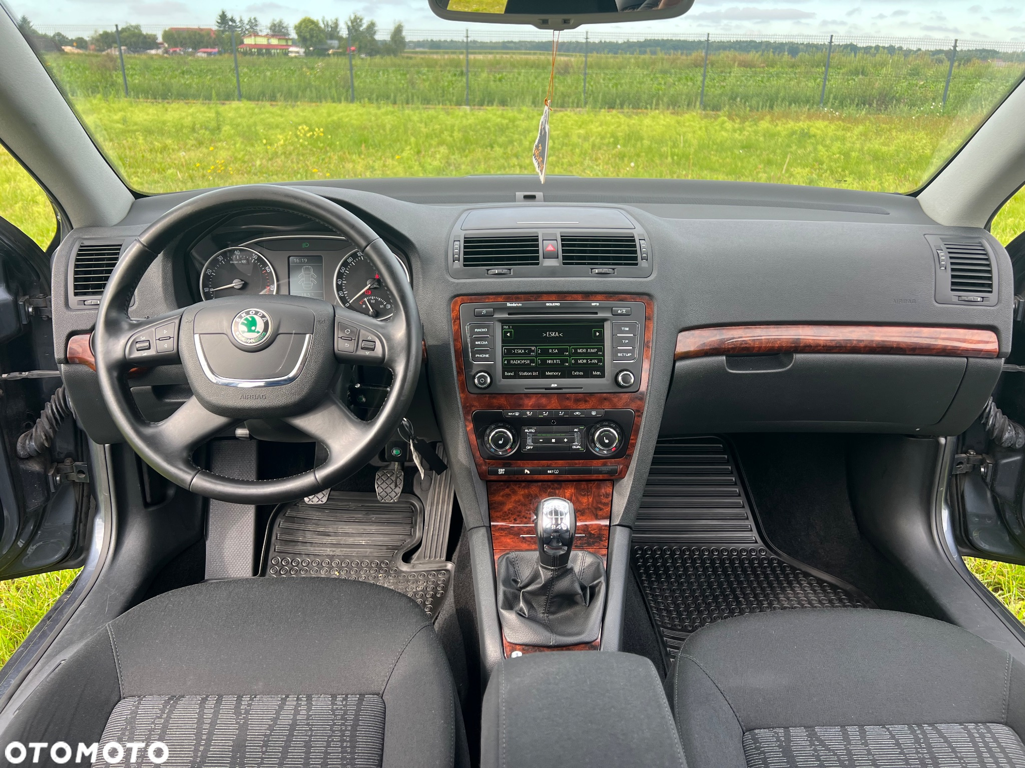 Skoda Octavia 1.8 T FSI L&K - 33