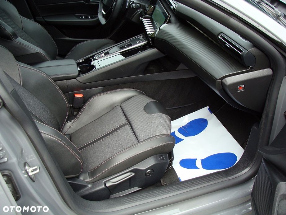 Peugeot 508 PureTech PHEV 225 Allure S&S e-EAT8 - 12