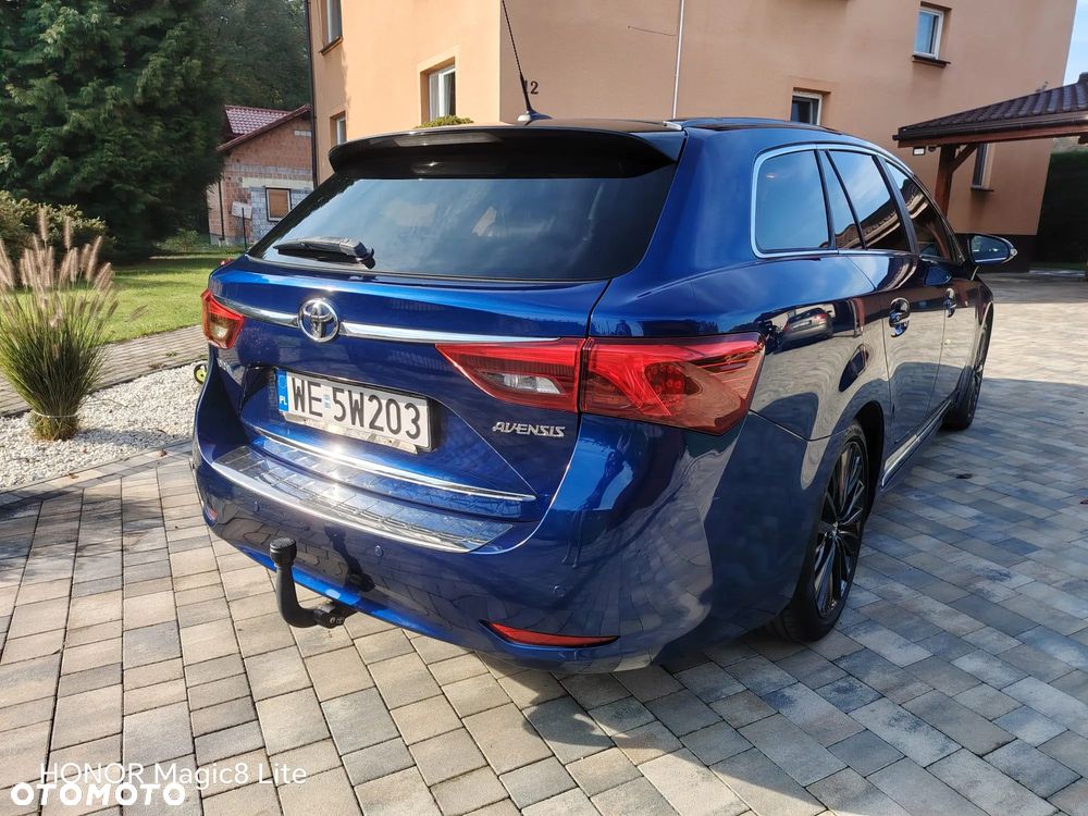 Toyota Avensis 2015 photo 3