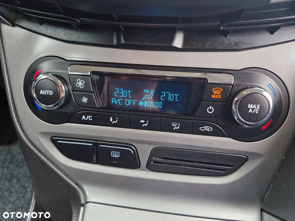 Ford Focus 1.6 Edition - 12