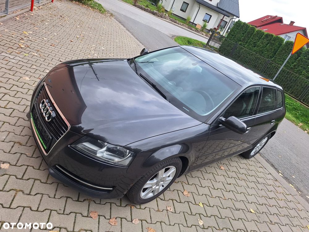 Audi A3 Sportback - 3