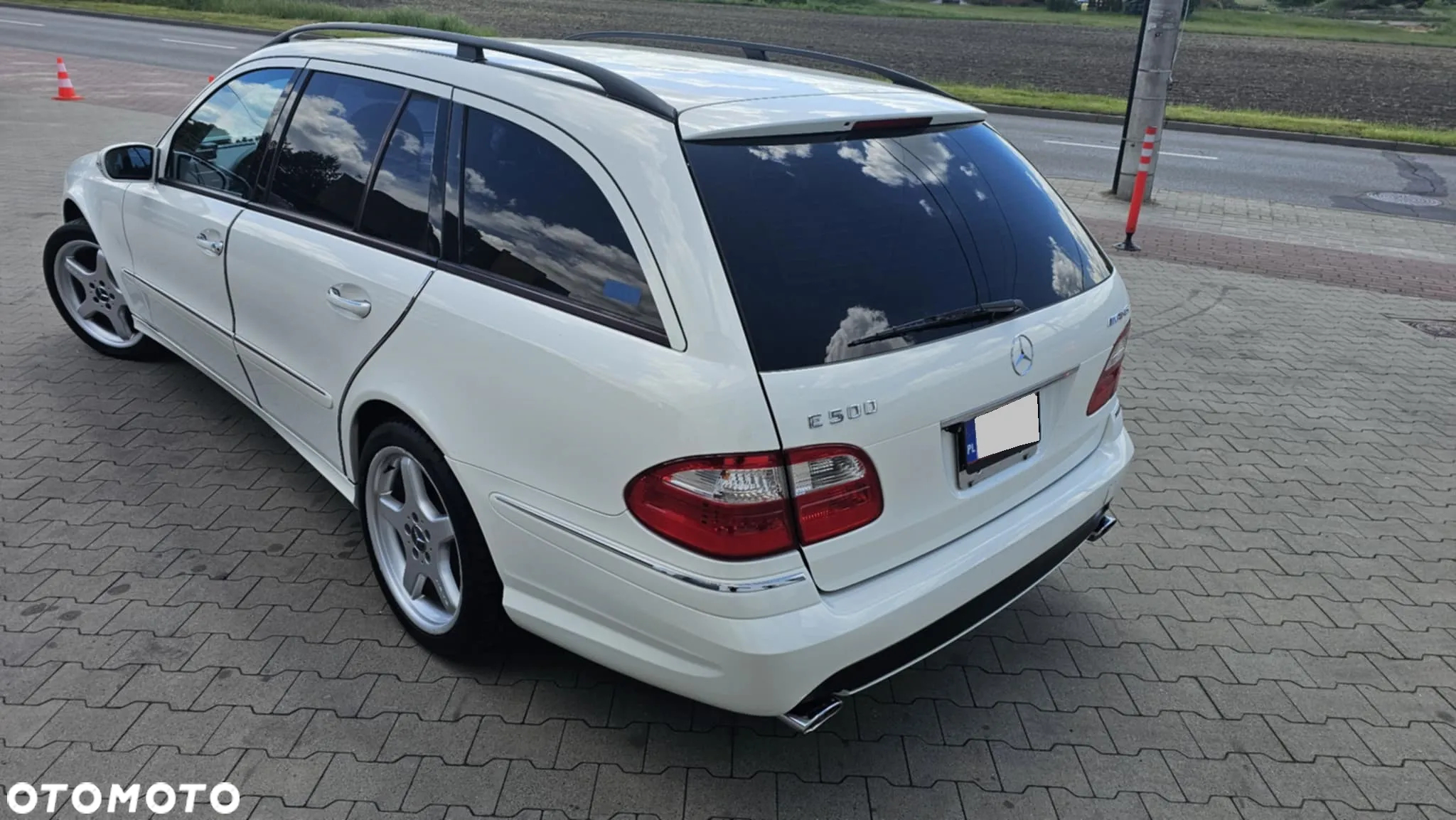 Mercedes-Benz Klasa E 500 T Avantgarde Sport Edition AMG - 11