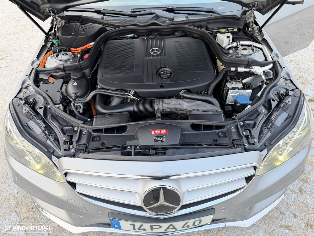 Mercedes-Benz E 300 Bluetec Hybrid Avantgarde - 16