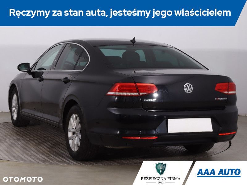 Volkswagen Passat - 6