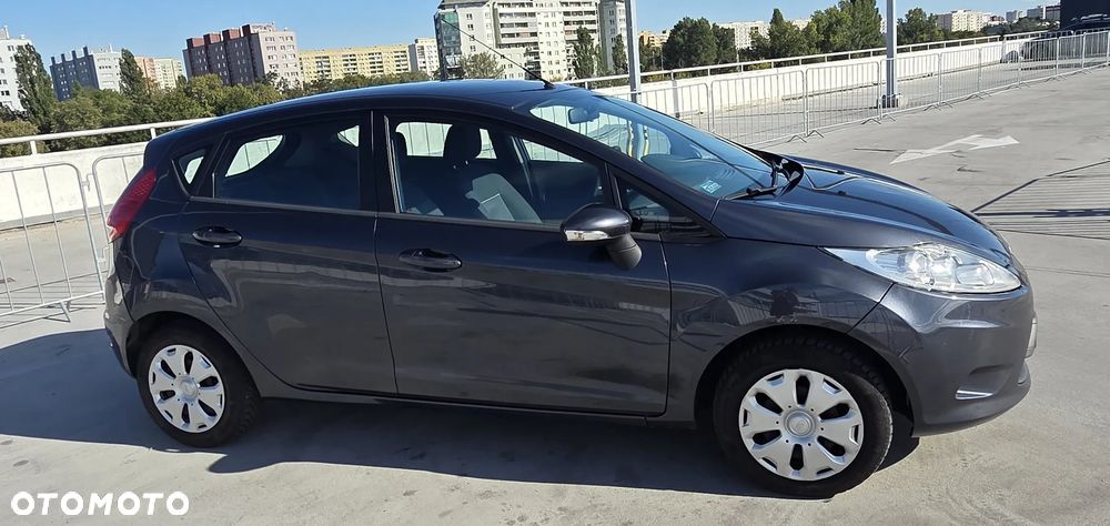 Ford Fiesta 1.25 Ambiente EU5 - 2