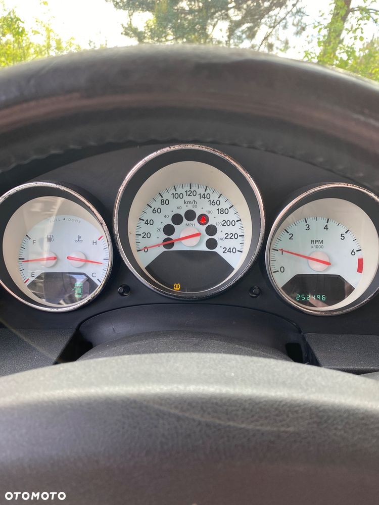Dodge Caliber 1.8 SXT - 14
