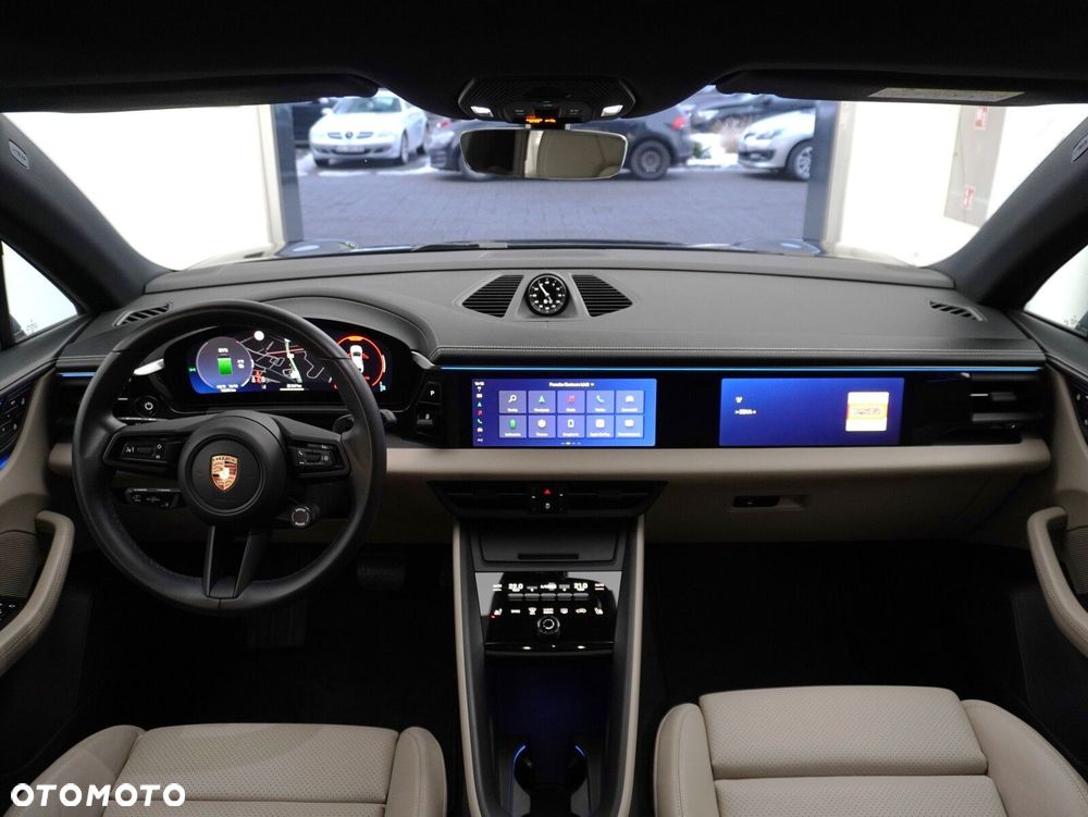 Porsche Macan - 36