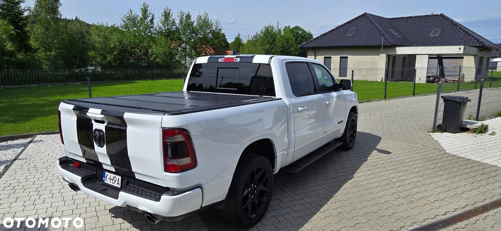 RAM 1500 Crew Cab Sport - 4