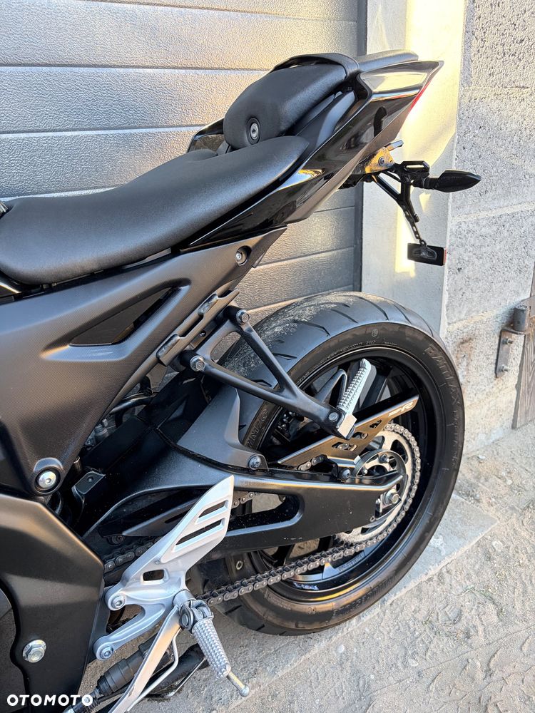 Yamaha YZF - 5