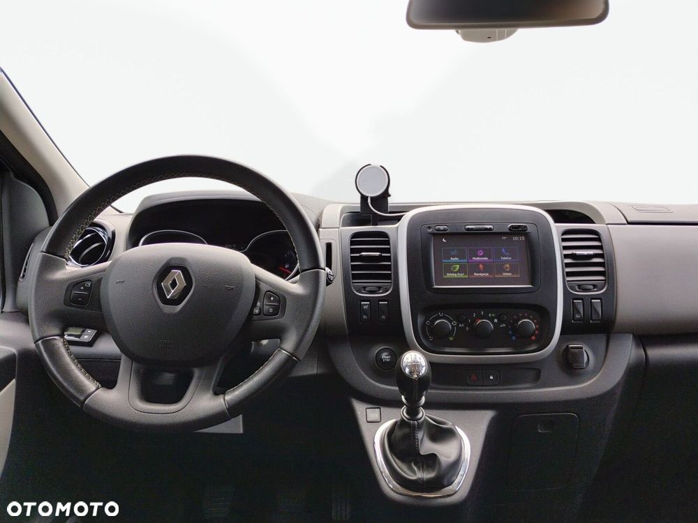 Renault Trafic Grand 1.6 dCi - 19