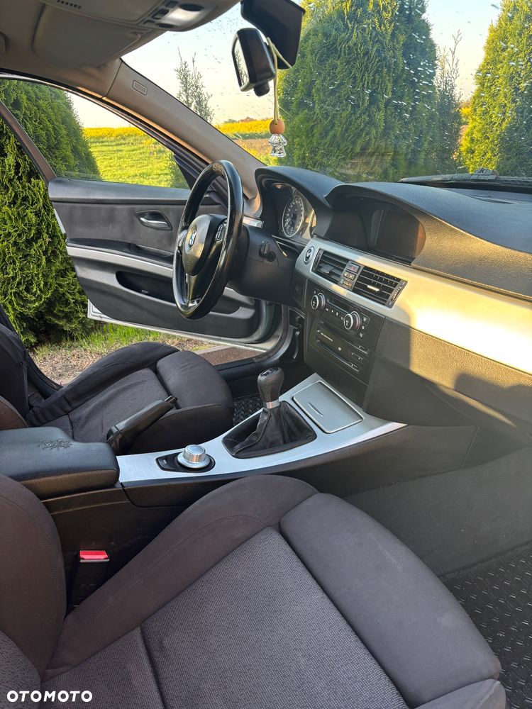 BMW Seria 3 320d - 7