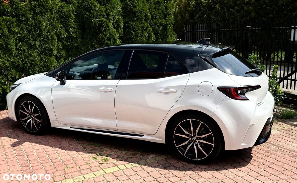 Toyota Corolla 1.8 Hybrid GR Sport Dynamic - 1