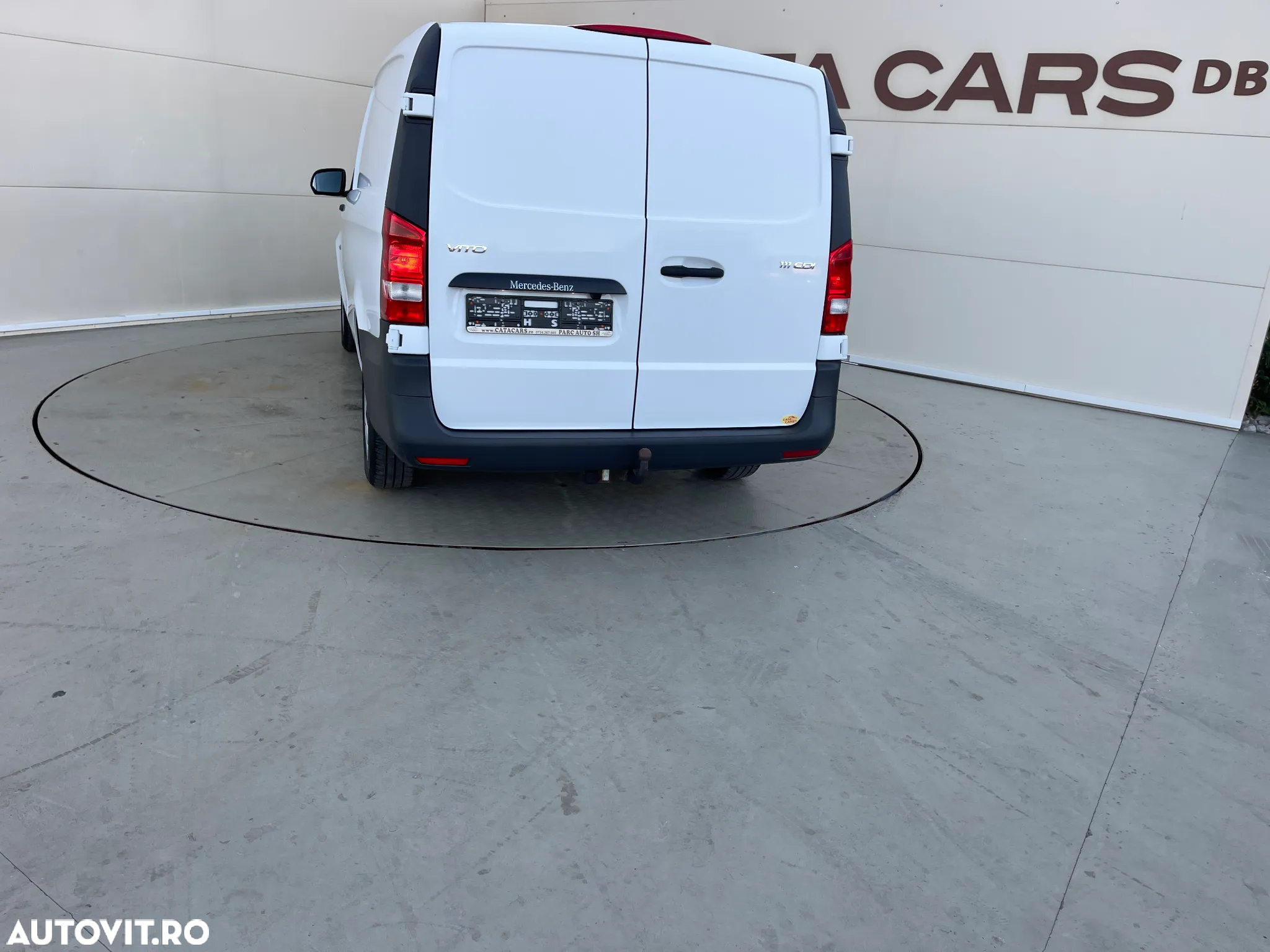 Mercedes-Benz Vito 111CDI LUNG USI SPATE - 12