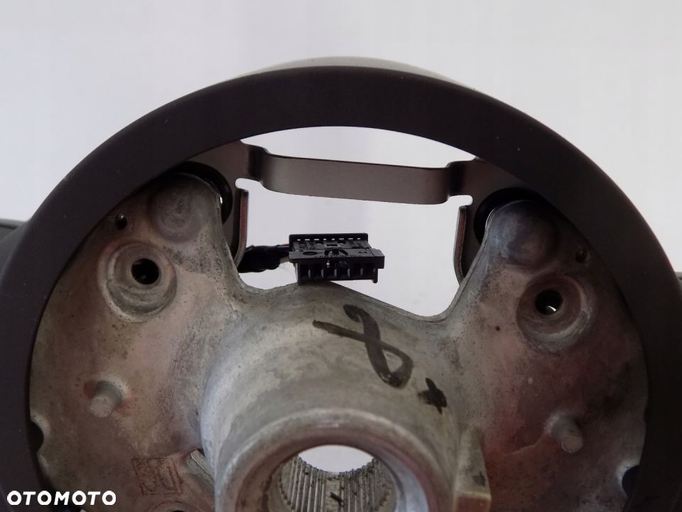 BMW F80 F82 F87 KIEROWNICA SKÓRA ŁOPATKI M PAKIET - 16
