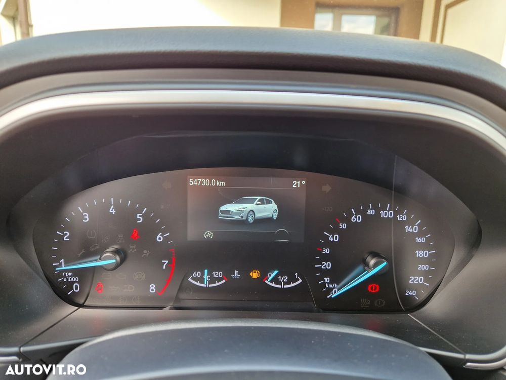 Ford Focus 1.0 EcoBoost Titanium Business - 9