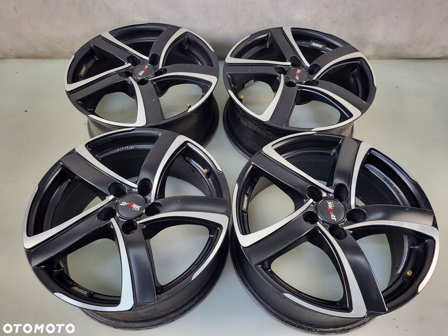 felgi aluminiowe 17" 7.5Jx17 ET38 5x110 SHARK ALUTEC KBA47328 - 2