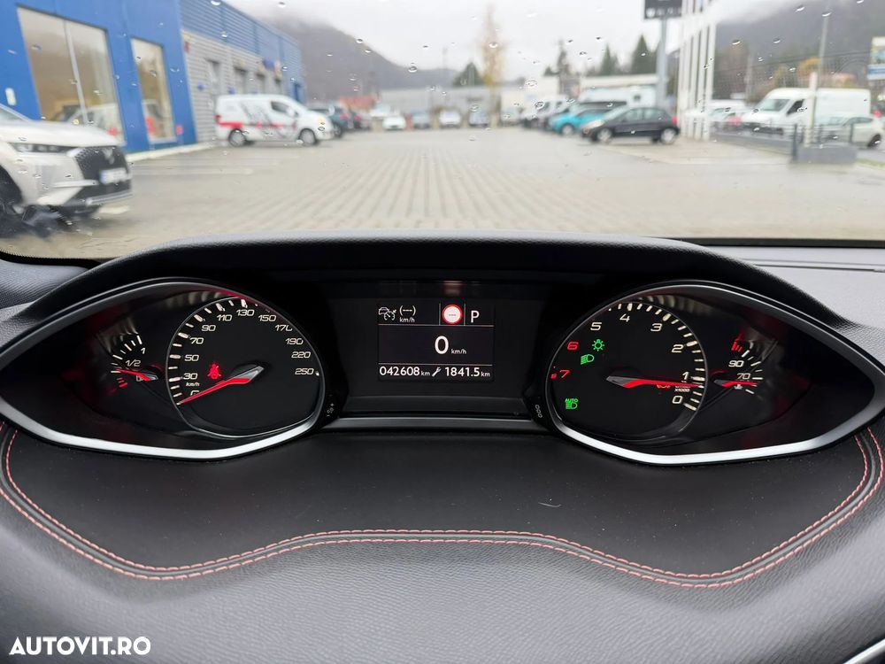 Peugeot 308 1.2L PureTech 130 S&S EAT8 GT - 23