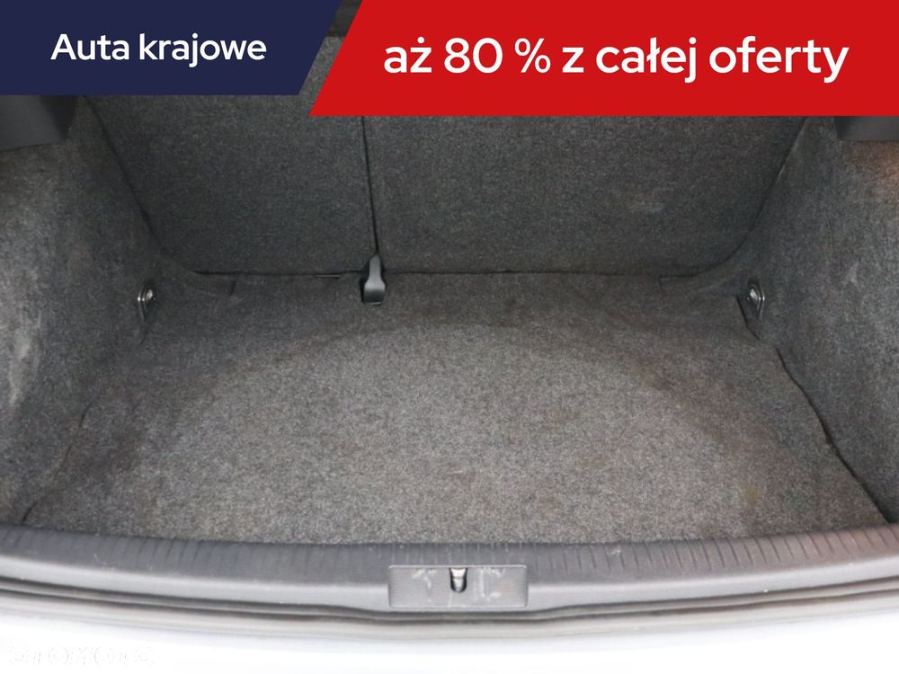 Volkswagen Golf - 16