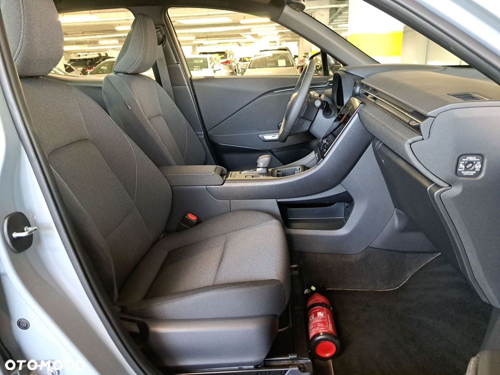 Lexus LBX 1.5 Hybrid - 15