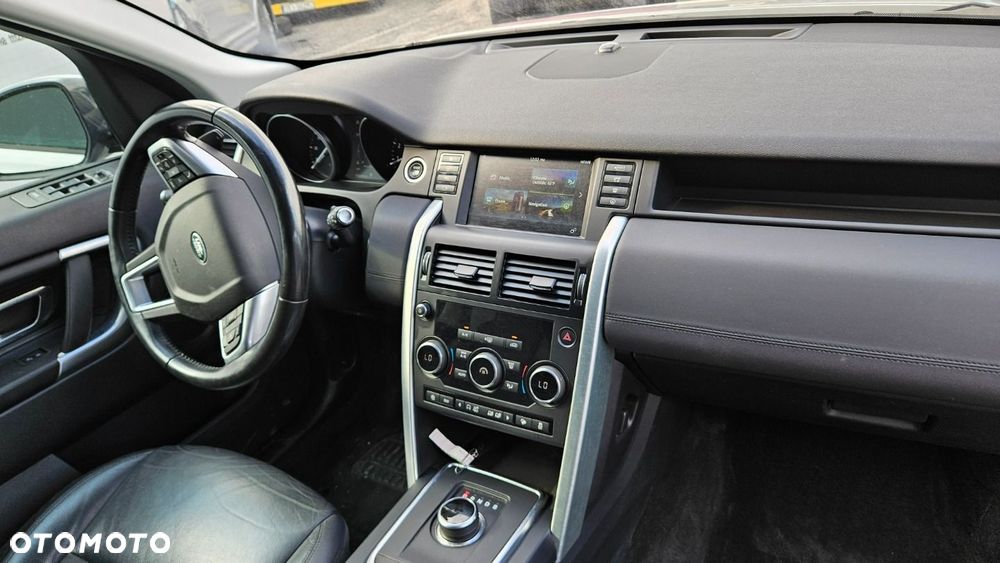 Land Rover Discovery Sport - 25