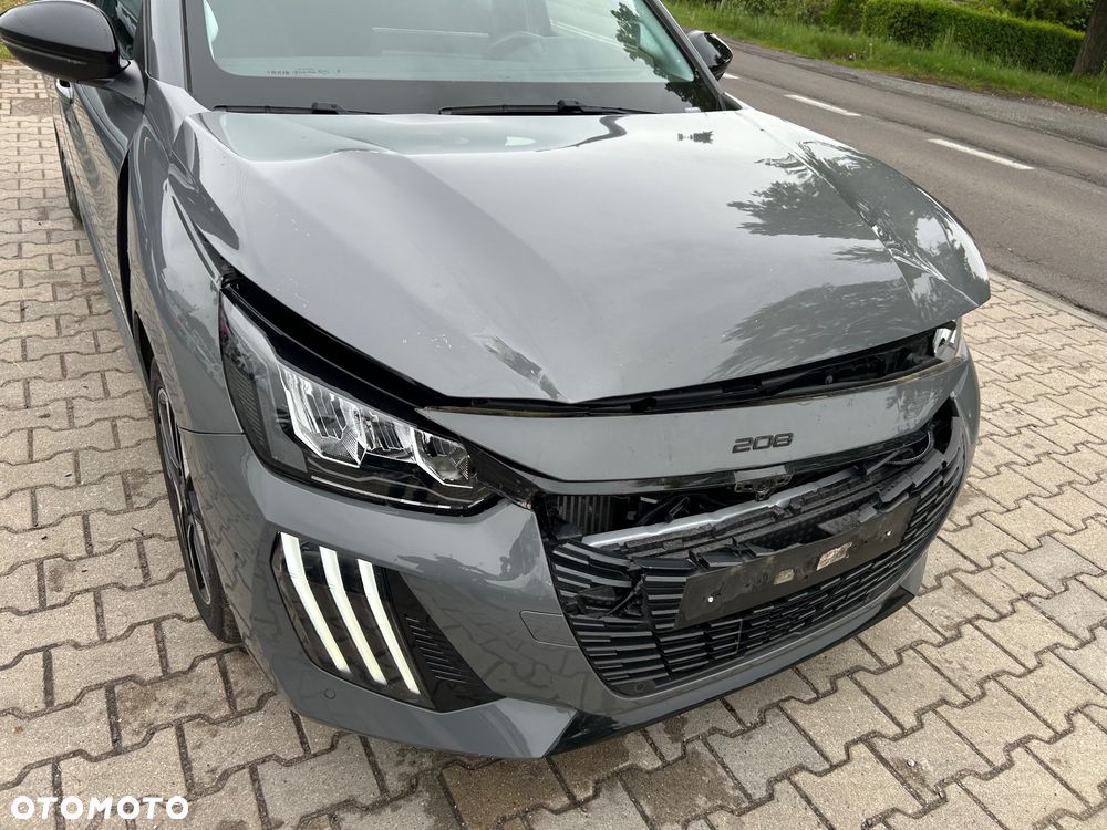 Peugeot 208 - 34