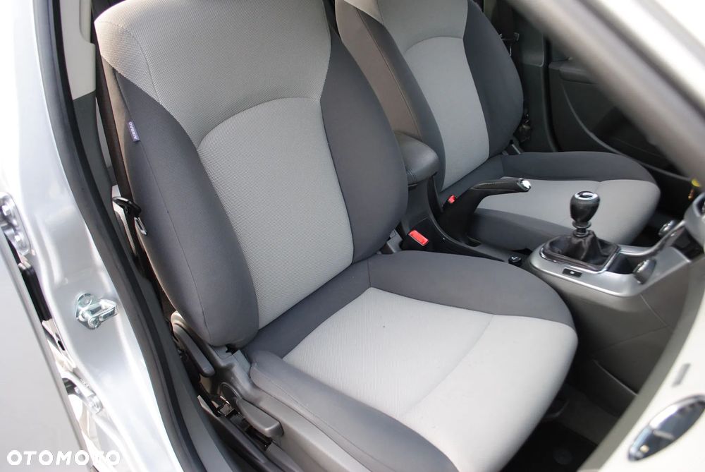 Chevrolet Cruze 1.8 LT - 12