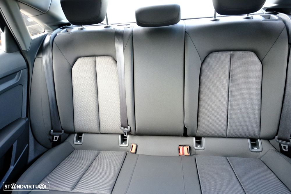 Audi A3 Limousine 30 TFSI Advanced - 10