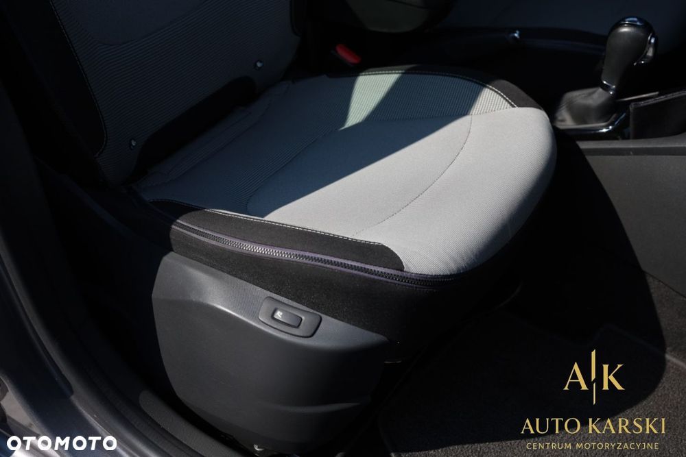 Renault Captur - 36